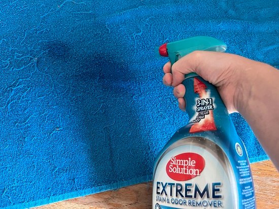 Simple-Solution-Extreme-Odor-and-Stain-Remover-3